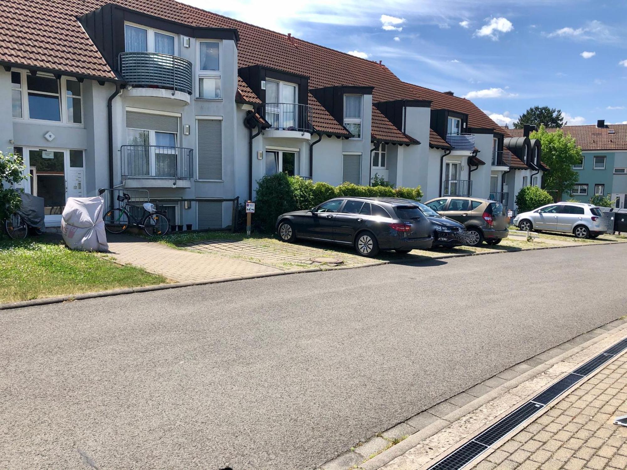Studio Ochsenfurt Mit Sonnigem Balkon Εξωτερικό φωτογραφία